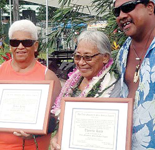 Couple receives Malaikini public service award | News, Sports, Jobs ...